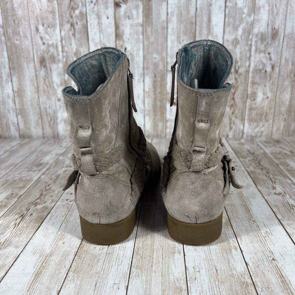 Teva Suede Ankle Boots with Braided Detail Casual Comfort Flat‎ Boots Size 7.5 - Picture 3 of 8